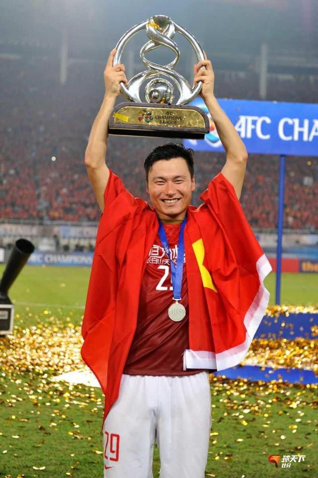 模拟器试玩-包含赛后亚冠传出新动向，克里夫兰骑士迎来里程碑，管理层表态——压力陡增，控场能力受关注的词条